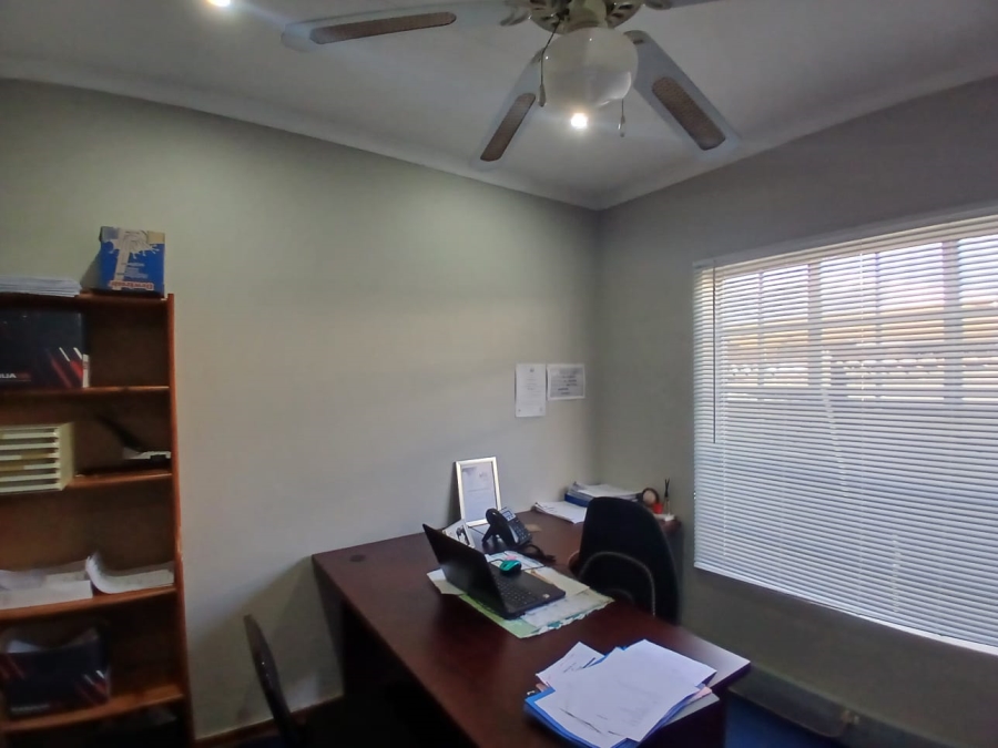 To Let Commercial Property for Rent in Rustenburg Central North West